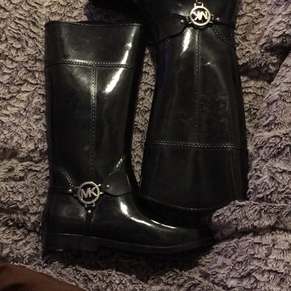 Michael Kors Shoes - Micheal Kors Boots Michael Kors Shoes - Micheal Kors Boots